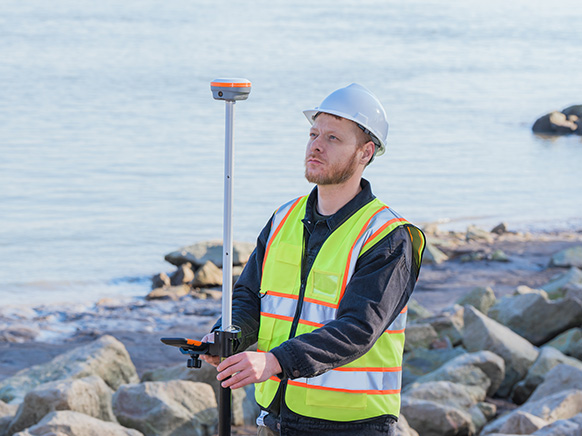 ポイントスカイ衛星補正サービスを利用したGNSS受信機